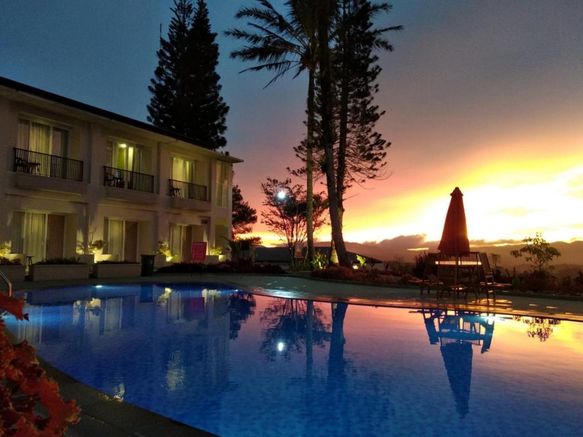 The Balcone Suites & Resort Букиттинги Экстерьер фото