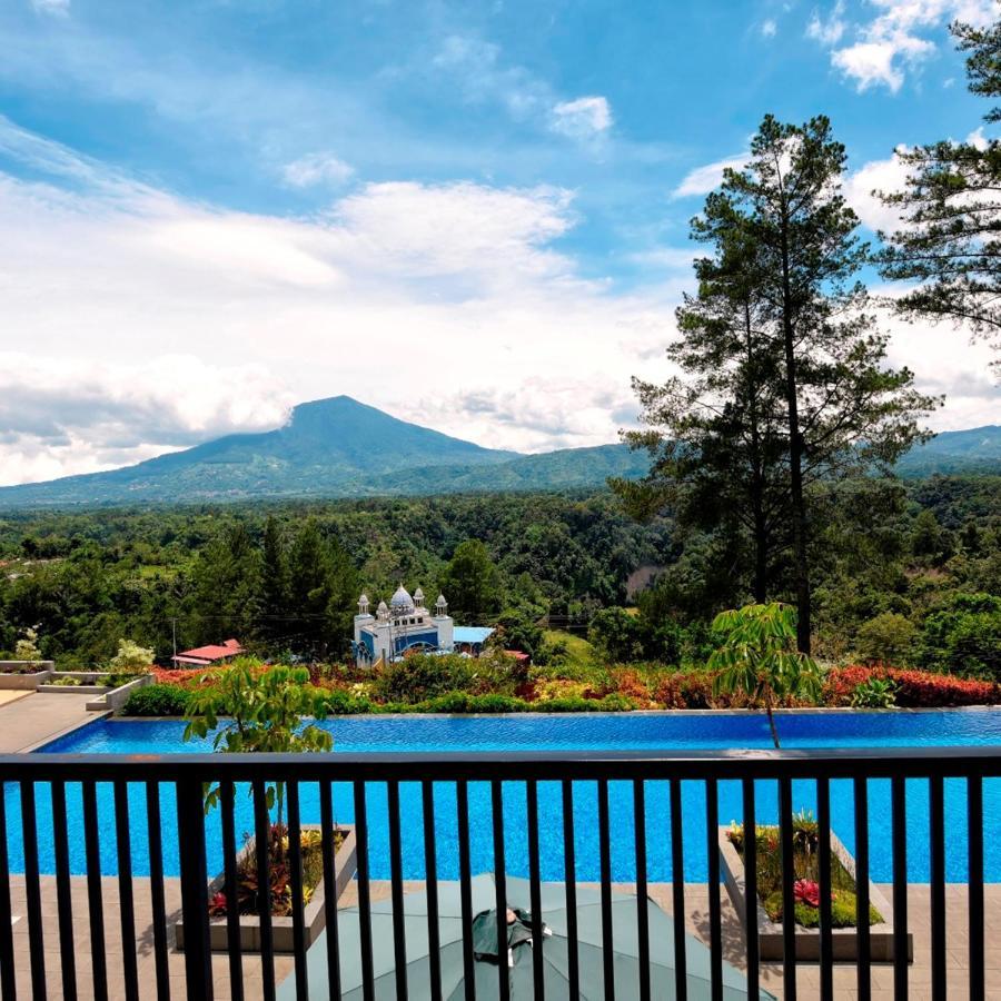 The Balcone Suites & Resort Букиттинги Экстерьер фото