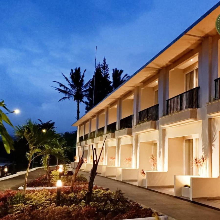 The Balcone Suites & Resort Букиттинги Экстерьер фото