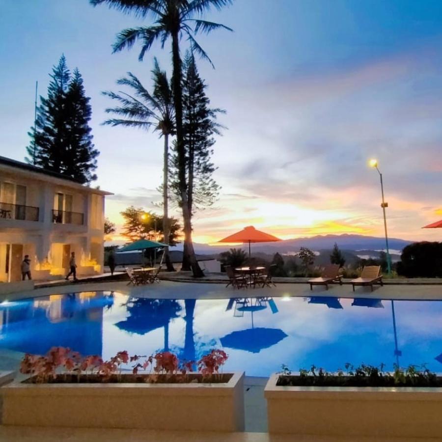 The Balcone Suites & Resort Букиттинги Экстерьер фото