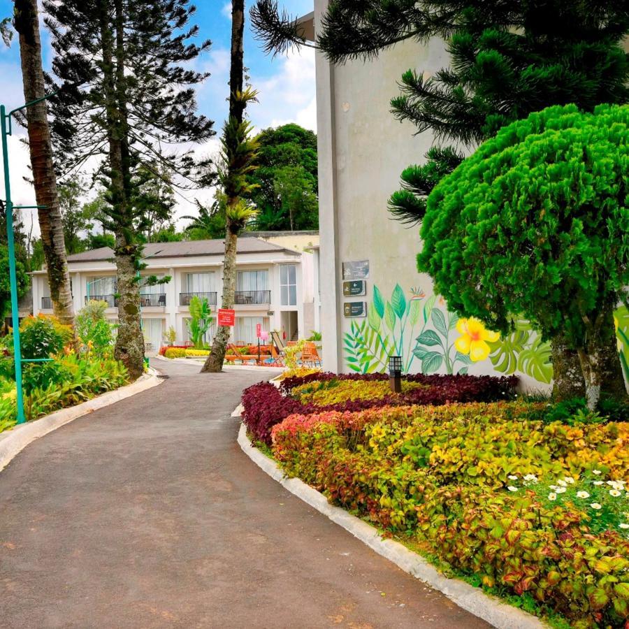 The Balcone Suites & Resort Букиттинги Экстерьер фото